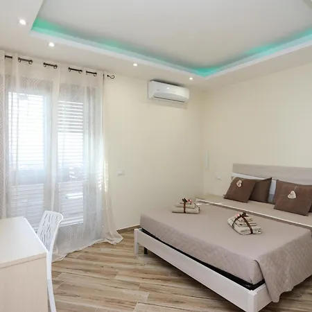 Smile Apartments-vista Mare E Balcone Lägenhet *